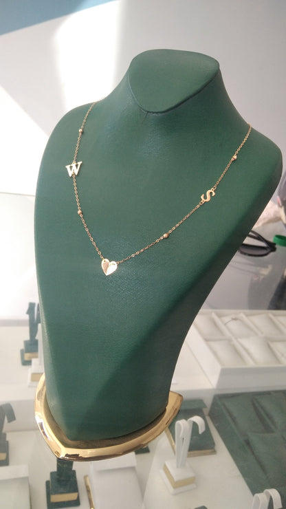 Collier lettres d’or en Or 18K